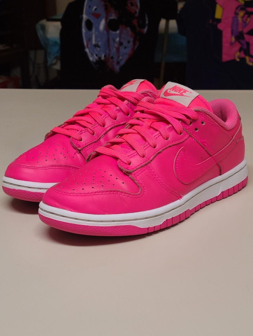 Nike Dunk Low Hyper Pink leather casual low top skateboard sneakers size 7